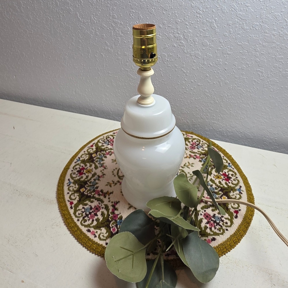 Vintage 70s Milk Glass Ginger Jar Table Lamp Leviton Socket Gold Trim